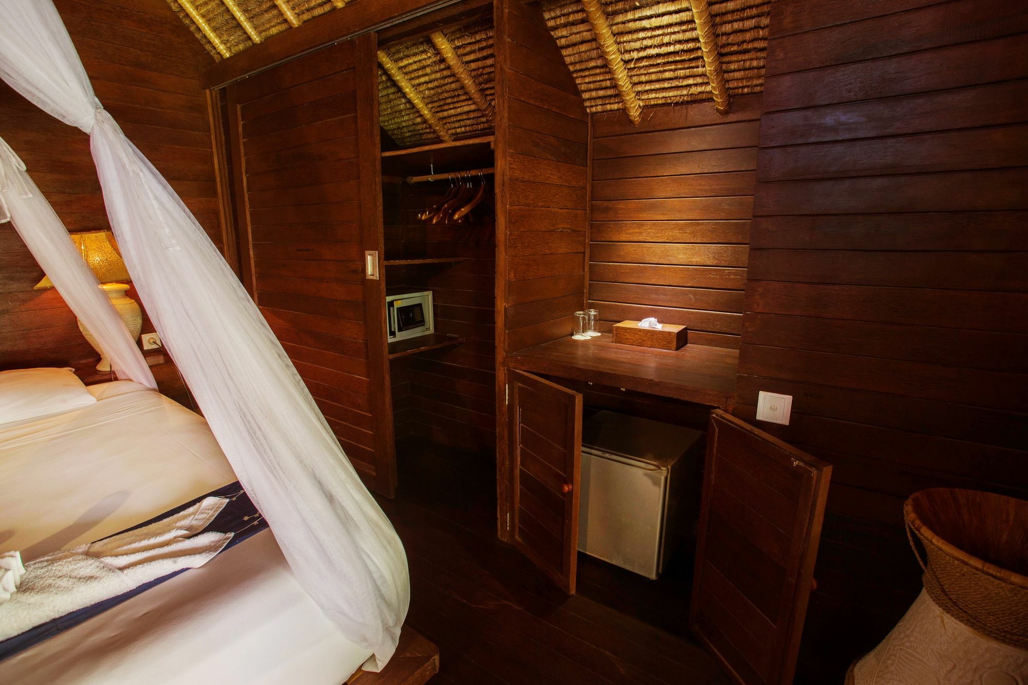 TS Hut Lembongan Hotel Bagian luar foto