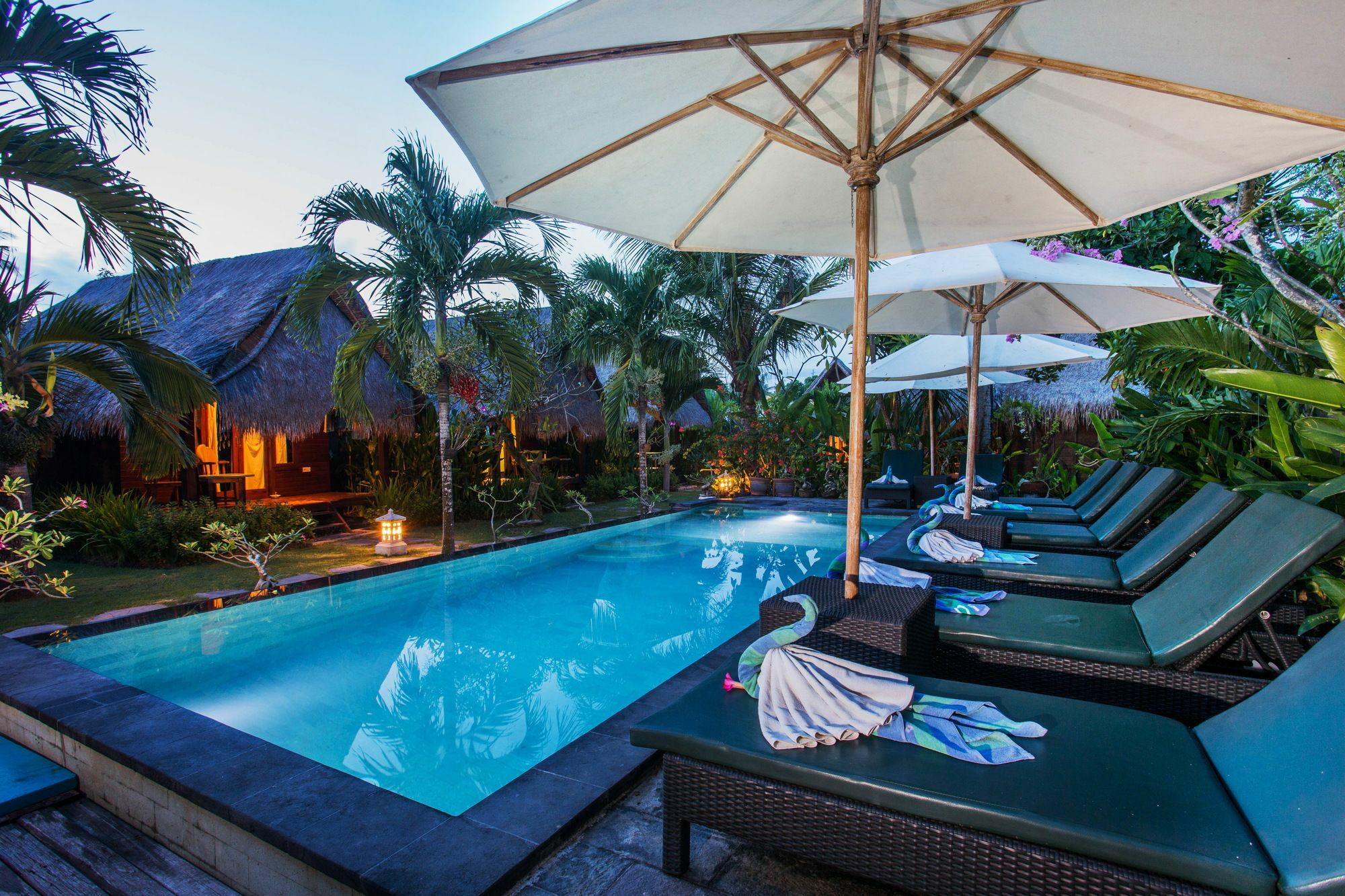 TS Hut Lembongan Hotel Bagian luar foto